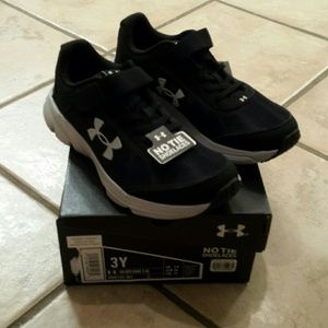 NEW Under Armour Tennis Shoes, Size 3Y